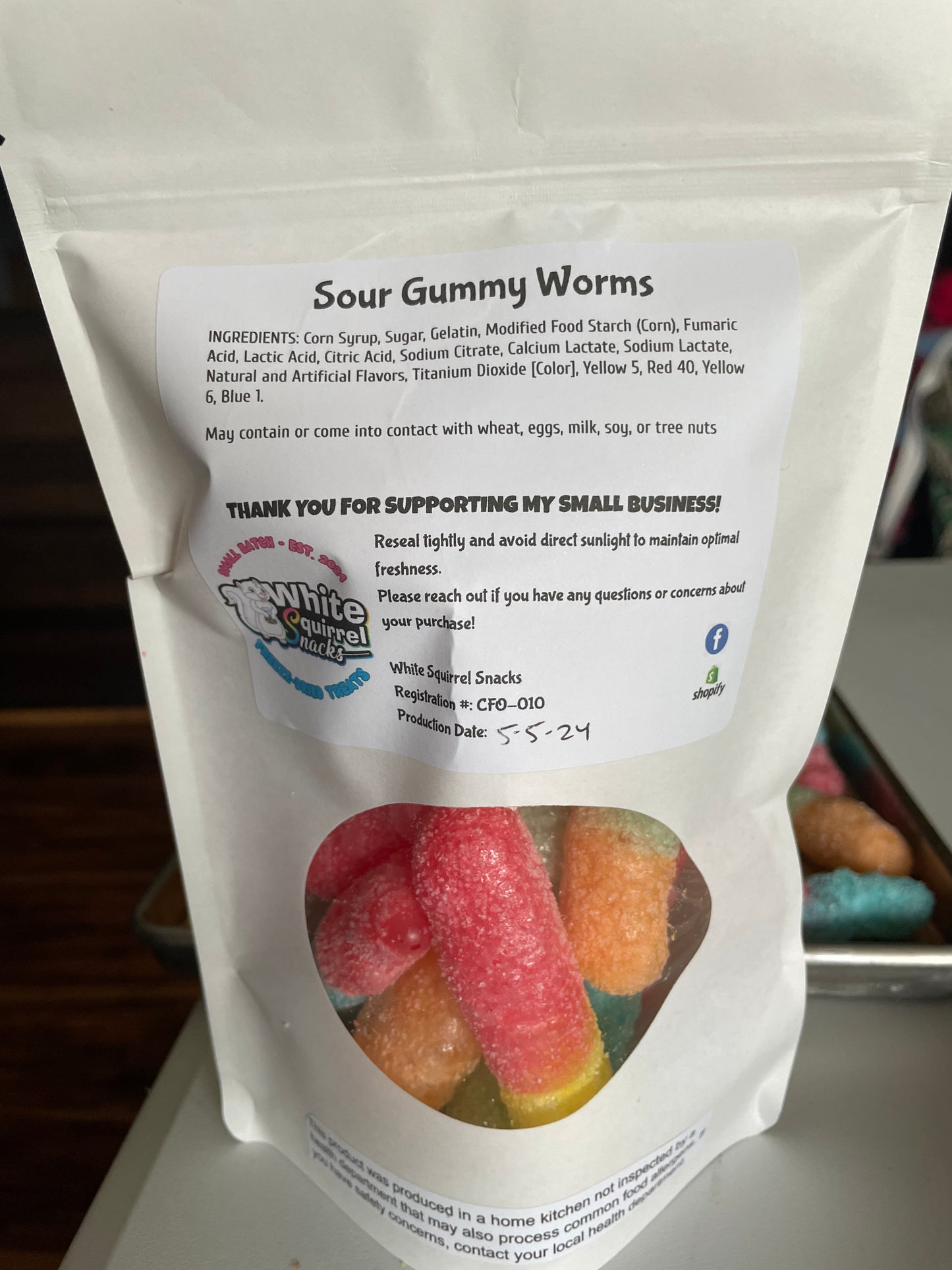 Sour Gummy Worms