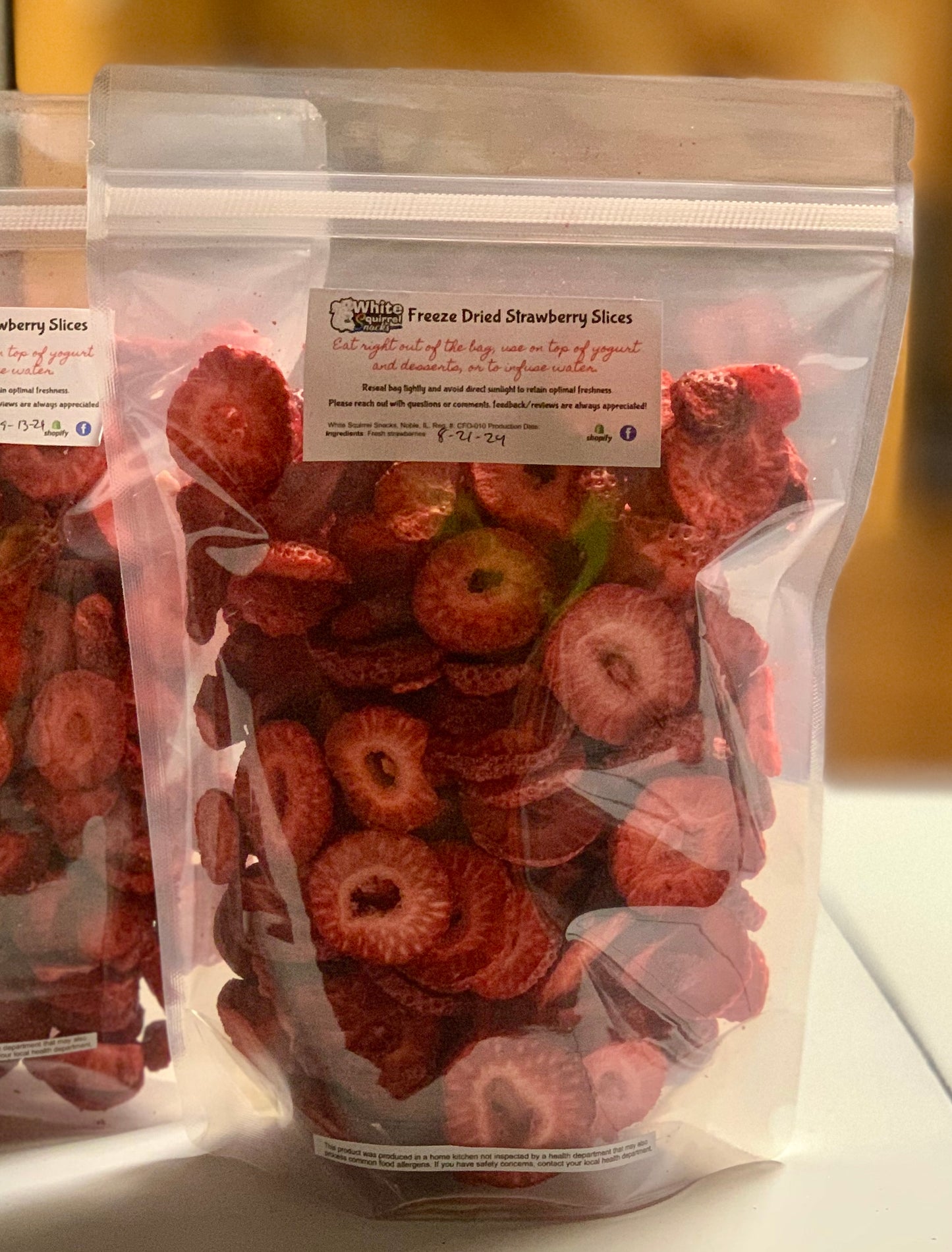 Freeze Dried Sliced Strawberries